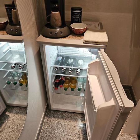Standardzimmer Nahe Messe Und Airport Düsseldorf Dış mekan fotoğraf