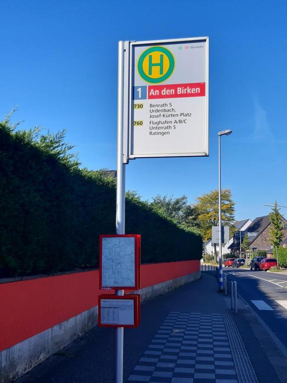 Standardzimmer Nahe Messe Und Airport Düsseldorf Dış mekan fotoğraf