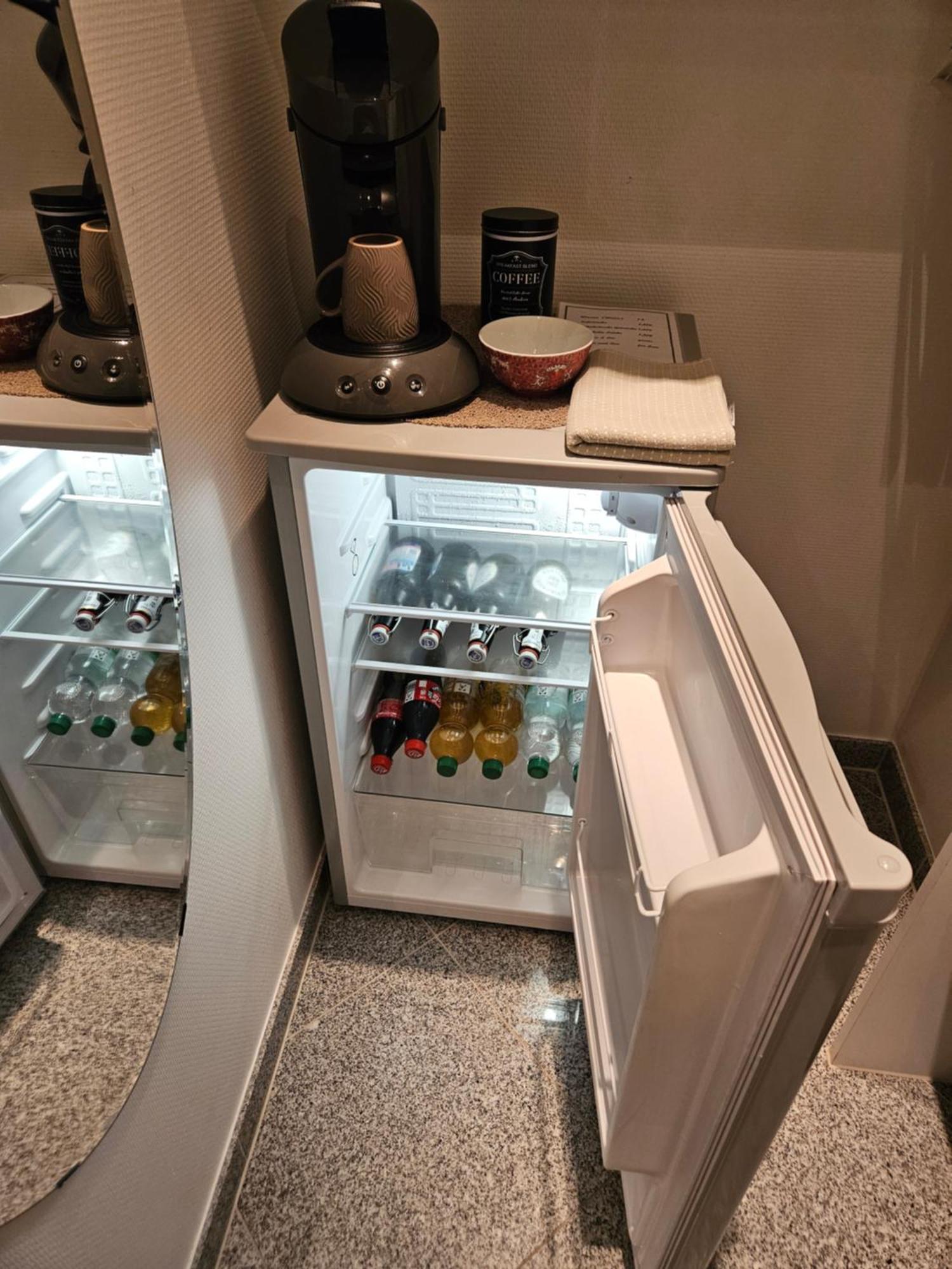 Standardzimmer Nahe Messe Und Airport Düsseldorf Dış mekan fotoğraf